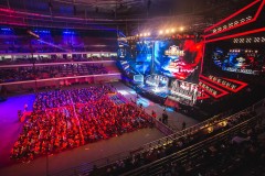 北美融合战术：教练团队创新引领足球竞技新篇章